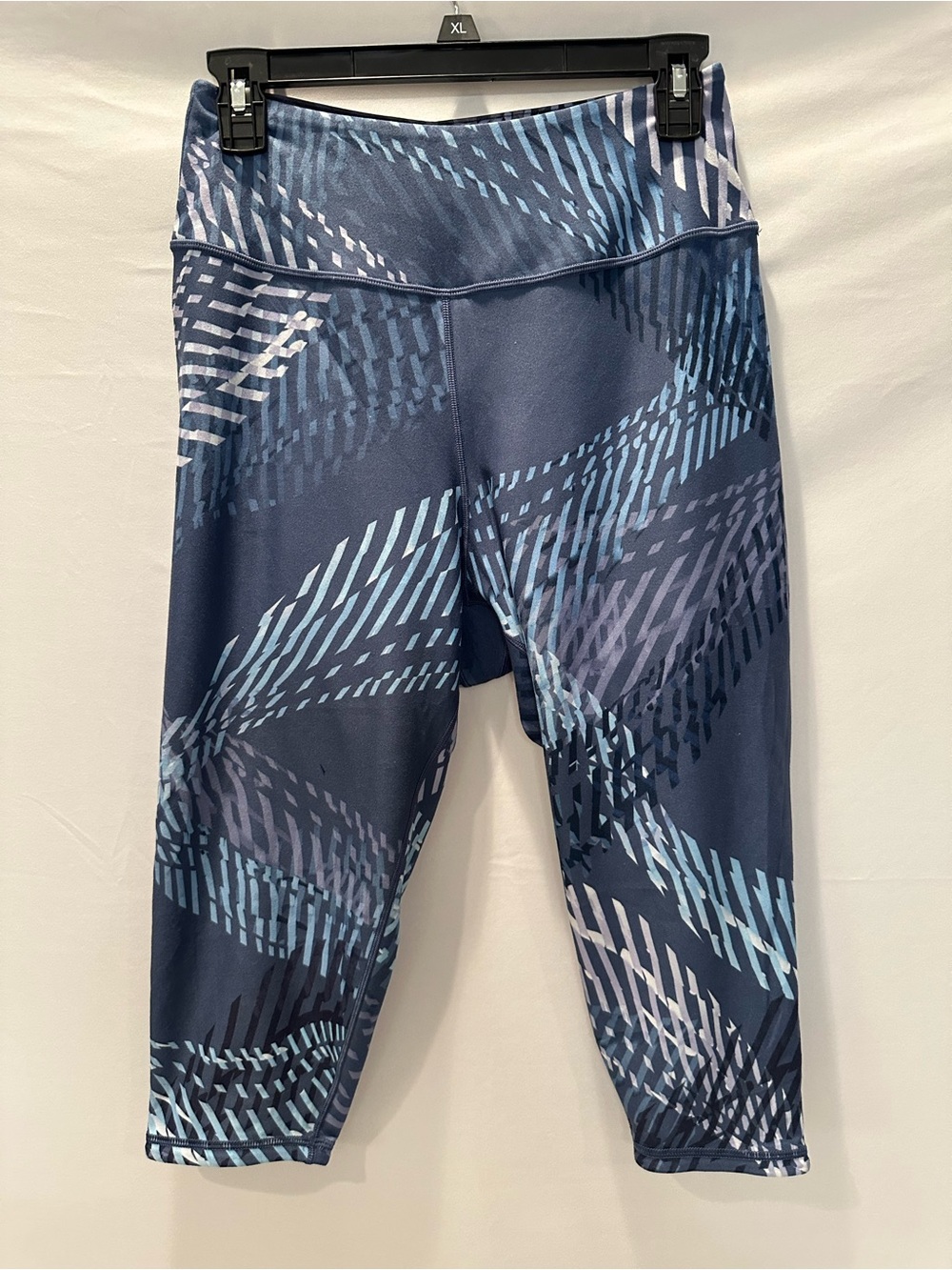 Peloton Women's Blue/Black reversible Patterned Leggings